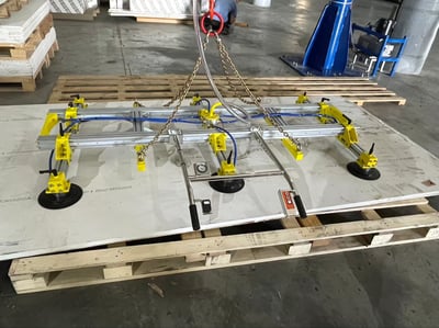 Cầu trục xoay 500kg treo pa lăng điện và mặt hút chân không Becker - ảnh 13