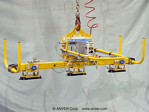 ANVER VPF-57/20-AIR + L60M3-61-OC – bộ tạo chân không chạy khí nén với khung nâng 3 mặt hút, nâng hạ tấm đá granite bề mặt nhẵn 86″ x 24″ (2.2 m x 0.6 m), nặng đến 600 lbs (272 kg)
