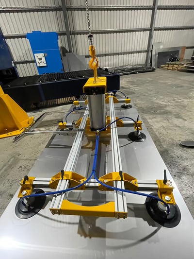 Cầu trục xoay 500kg treo mặt hút chân không dùng cơ - ảnh 14