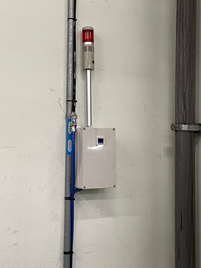 Cầu trục xoay ray 5T treo palăng khí nén và tool kẹp thùng giấy - ảnh 10