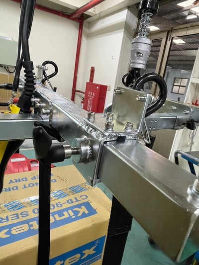 Thanh ray thép 200 kg treo trần, tuyến ray treo pa lăng điện - ảnh 23