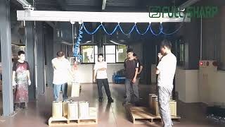 Cầu trục thanh ray treo tay cầm khí nén nâng thùng kim loại