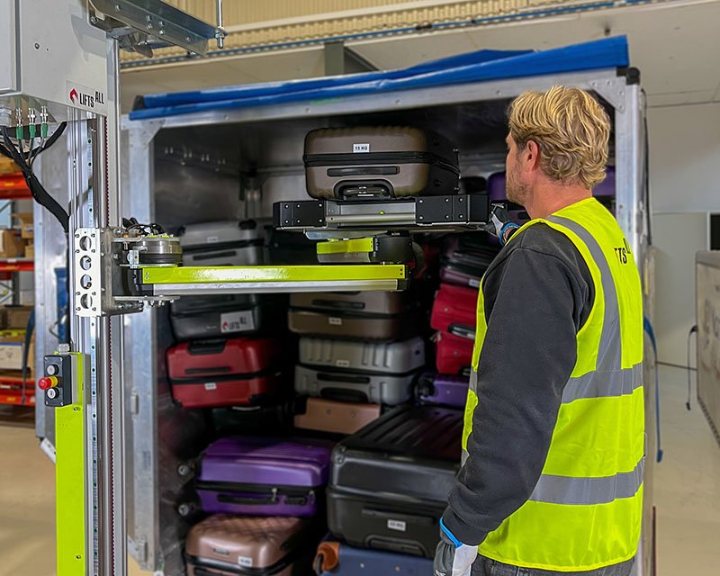 Lifts All e-CLS – electric container loading system