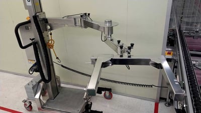 Xe nâng điện inox móc khay nhựa phòng sạch GoodLifta - ảnh 1