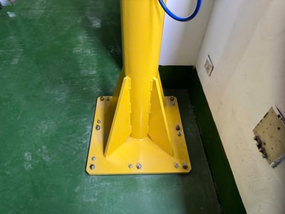Cầu trục xoay ray 5T 200 kg và air balancer Knight Global nâng ắc quy - ảnh 2