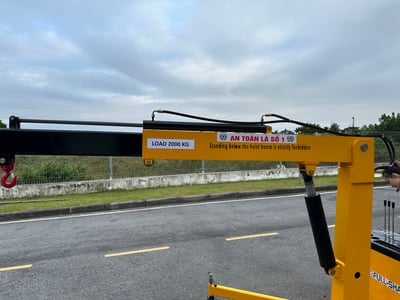 Xe cần cẩu điện 2 tấn - ảnh 96
