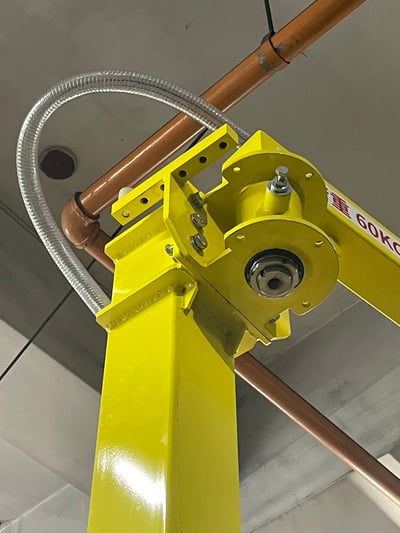 Cầu trục xoay khớp nối treo Becker hút thùng giấy chân không - ảnh 7