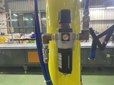 Pneumatic Jib Crane for Lifting Bicycle Frames on the Line - ảnh 12