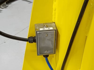 Cầu trục xoay thanh ray dùng pa lăng điện cho nhà xưởng - ảnh 2
