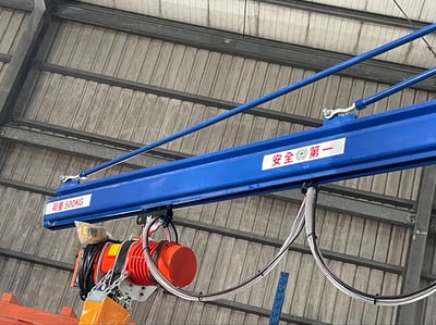 Cầu trục xoay 500kg treo pa lăng điện và mặt hút chân không Becker - ảnh 4