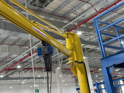 Cầu trục xoay 500 kg với mặt hút chân không dùng pin sạc - ảnh 24