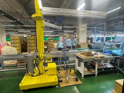 Cầu trục xoay khí nén 200 kg móc server, đế di động - ảnh 2