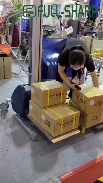 Xe đẩy nâng hạ điện nâng nhiều thùng carton cùng lúc