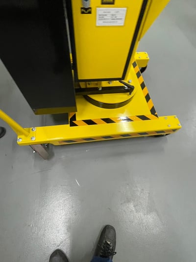 Xe cẩu mini 400 kg cho nhà xưởng chật chỗ - ảnh 5
