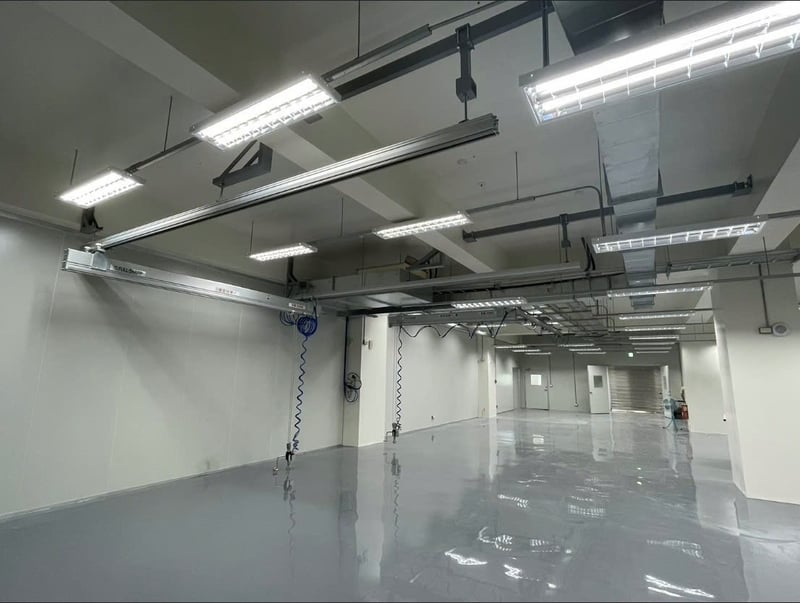 Thanh ray nhôm treo cầu trục khí nén 200 kg cảm ứng lực