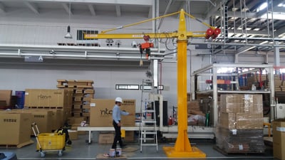Cầu trục xoay thanh ray 5T treo pa lăng điện 250 kg - ảnh 1