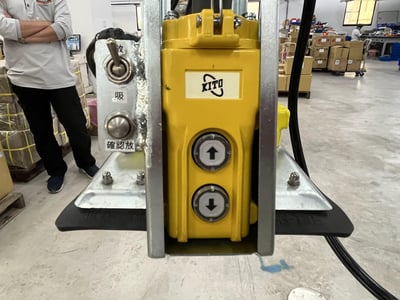 5T Overhead Rail, KITO Hoist, and Vacuum Lifting Pad for Carton Boxes - ảnh 19