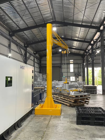 Cầu trục xoay 500kg treo mặt hút chân không dùng cơ - ảnh 21