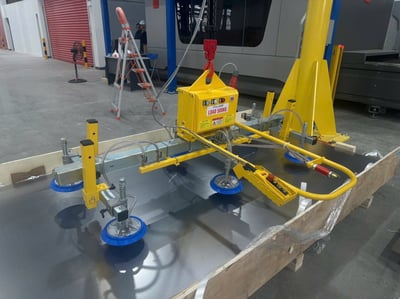 Cầu trục xoay 500 kg với mặt hút chân không dùng pin sạc - ảnh 45