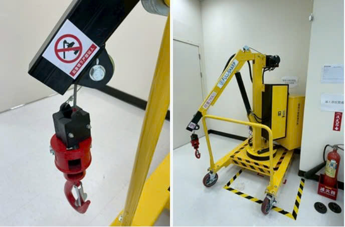 Xe cẩu mini 400 kg đẩy tay cho nhà xưởng và kho nhỏ