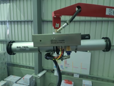 Articulating Jib Crane on Mobile Base with Vacuum Lifter for Carton Boxes - ảnh 4