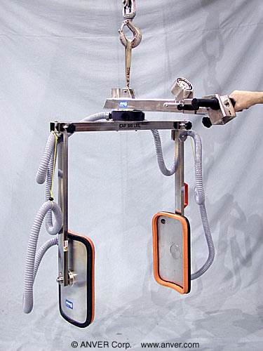 Nâng thùng phuy kim loại, nhựa đến 227 kg