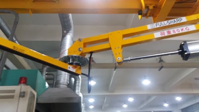 Tay nâng trợ lực khí nén trượt trên dầm H trong nhà máy - ảnh 8