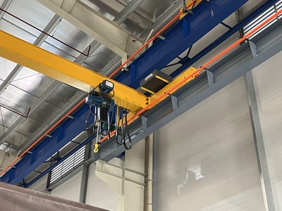 Cổng trục 1 tấn với pa lăng điện và mặt hút chân không tấm cemboard - ảnh 7