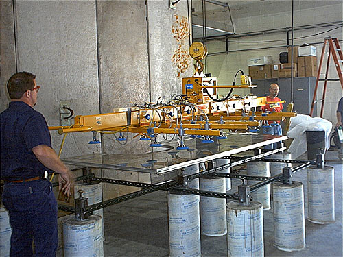 ANVER E150M18-170-6/80 eighteen pad electric powered vacuum lifter