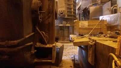 Column-Mounted Pneumatic Manipulator for Hitachi Drill Support - ảnh 1