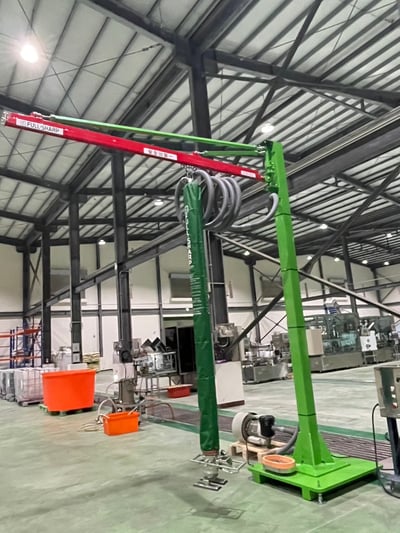 Cầu trục xoay thanh ray hút chân không đổi mặt hút bao, thùng giấy - ảnh 13