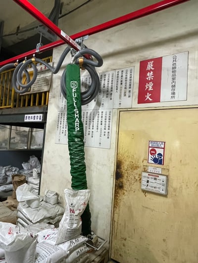 Thanh ray thép 200 kg và ống hút chân không FullSharp hút bao - ảnh 9