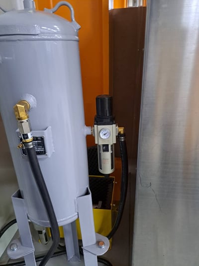 Tay nâng trợ lực hút khuôn cho nhà máy - ảnh 4