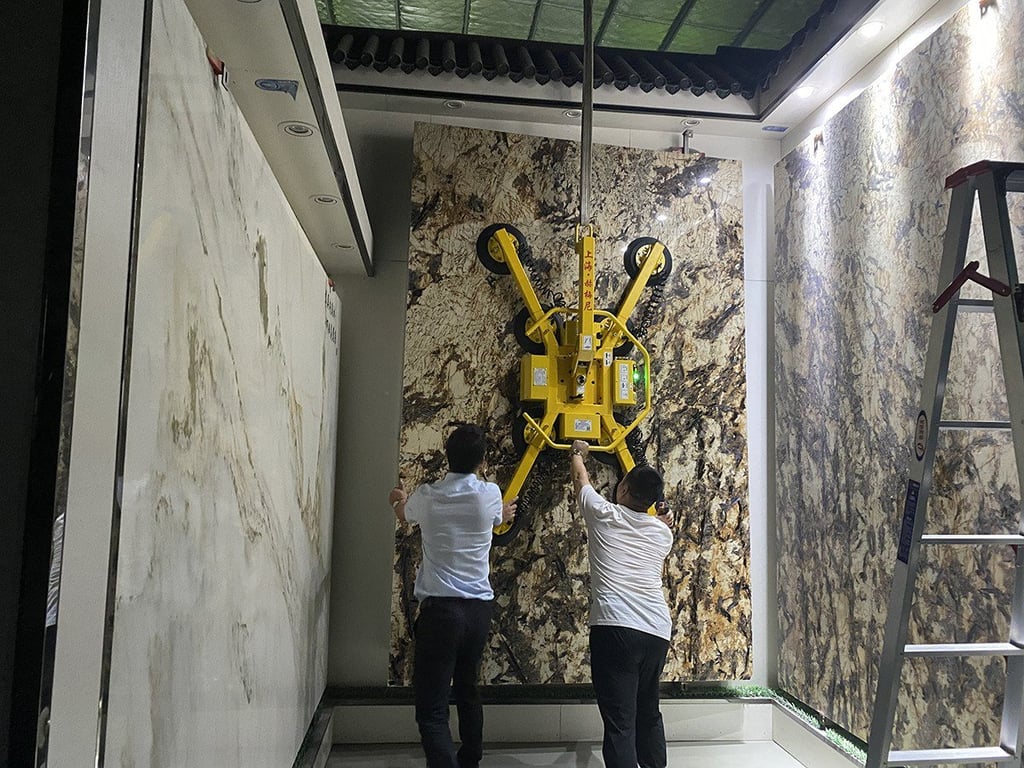 Indoor handling of natural marble