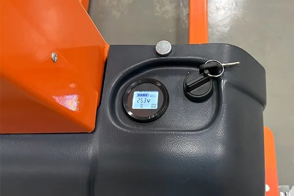 Đồng hồ báo pin