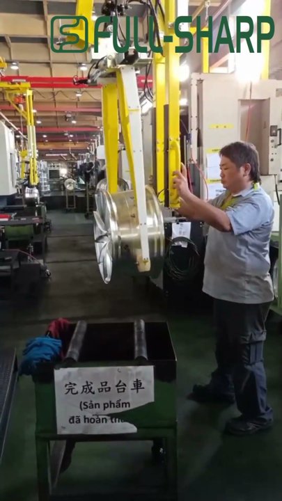 Tay nâng trợ lực & Dụng cụ gắp mâm bánh xe trong xưởng lắp ráp sửa chữa ô tô