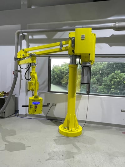 Tay nâng trợ lực khí nén và điện cho dây chuyền lắp ráp - ảnh 15