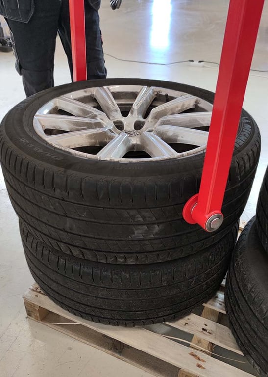 Tire Gripper 89-12039