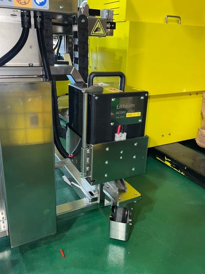 Xe nâng điện phòng sạch inox nâng thùng server cho nhà máy AI - ảnh 26