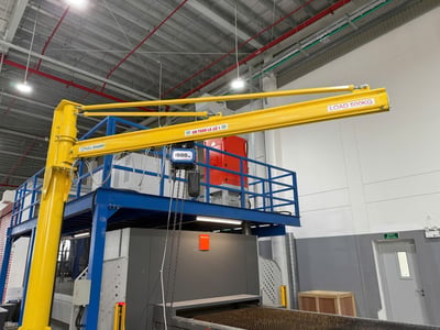 Cầu trục xoay 500 kg với mặt hút chân không dùng pin sạc - ảnh 16