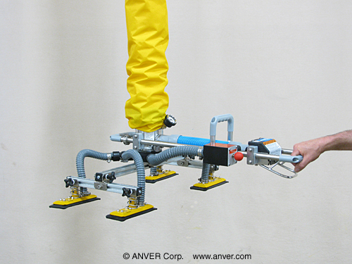 Ống hút chân không ANVER VT120 với bộ gá bốn mặt hút nâng nhiều thùng