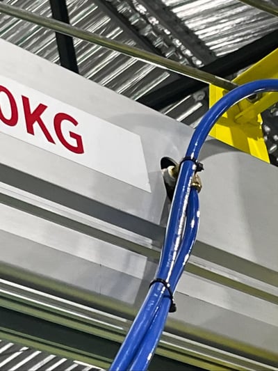 Cầu trục xoay khí nén treo mặt hút chân không - ảnh 2