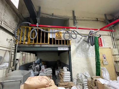Thanh ray thép 200 kg và ống hút chân không FullSharp hút bao - ảnh 12