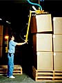 Thiết bị nâng chân không VB tích hợp pa lăng với tay điều khiển nối dài