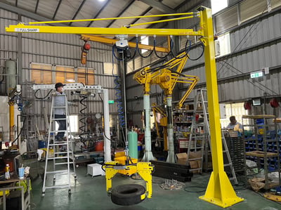 Cầu trục xoay thanh ray 5T treo pa lăng điện ABUS và tool kẹp bánh xe - ảnh 3