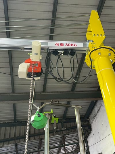Cầu trục xoay thanh ray nhôm với pa lăng KITO 160 kg - ảnh 5