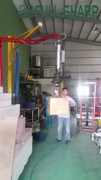 Cầu trục xoay khớp nối + thiết bị nâng hạ hút chân không thùng hàng carton, thùng giấy