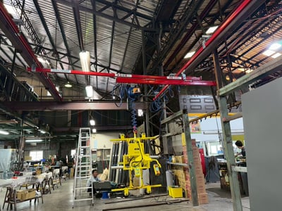 Thanh ray 5T 200 kg, pa lăng COMEUP và tool hút cửa sắt - ảnh 9
