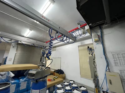 Thanh ray 5T treo cầu trục khí nén, tool kẹp và mặt hút thùng giấy - ảnh 22