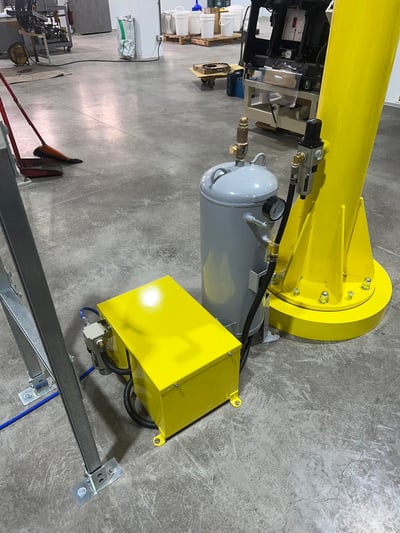 Tay nâng trợ lực điện khí có motor gắp khuôn - ảnh 5